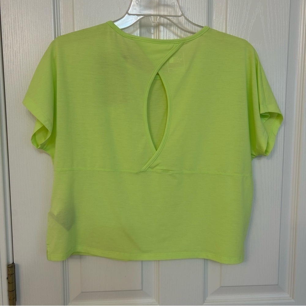 The North Face Womens Wander Crossback T-Shirt in Sharp Green Size S - Picture 4 of 6